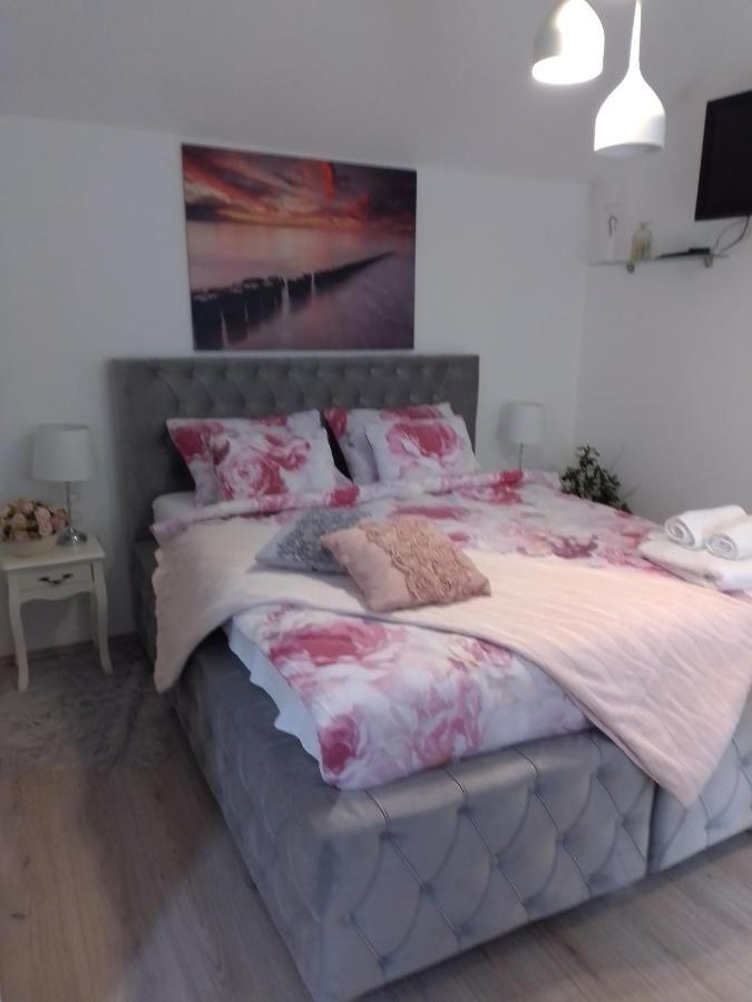 Apartments Rustika Toscana โวดีเซ ภายนอก รูปภาพ