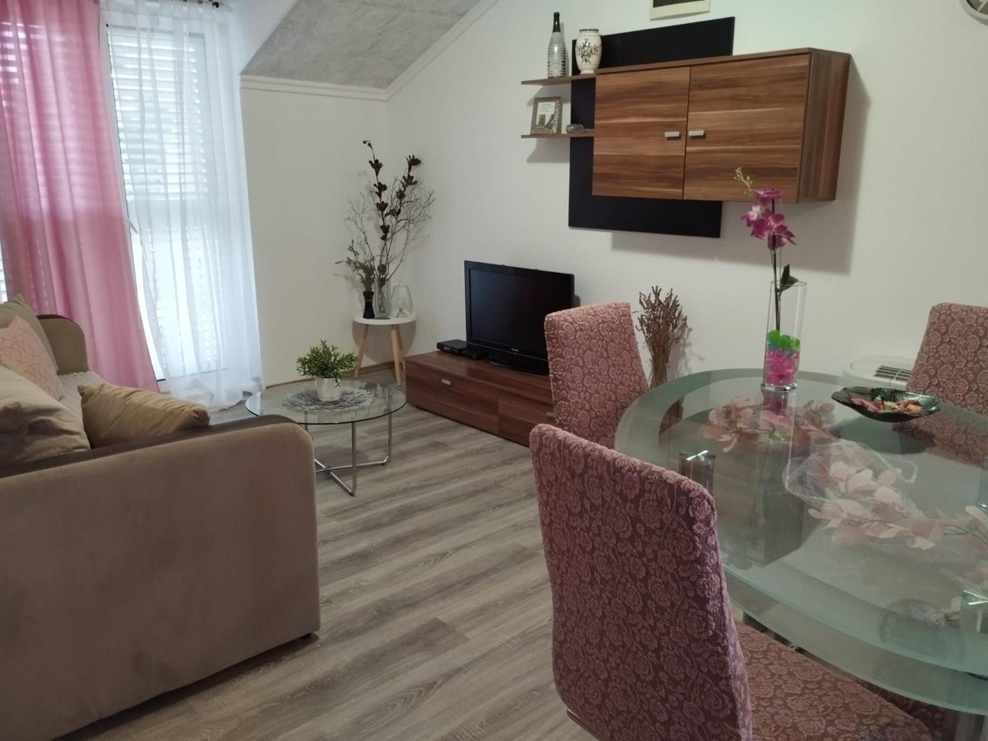 Apartments Rustika Toscana โวดีเซ ภายนอก รูปภาพ